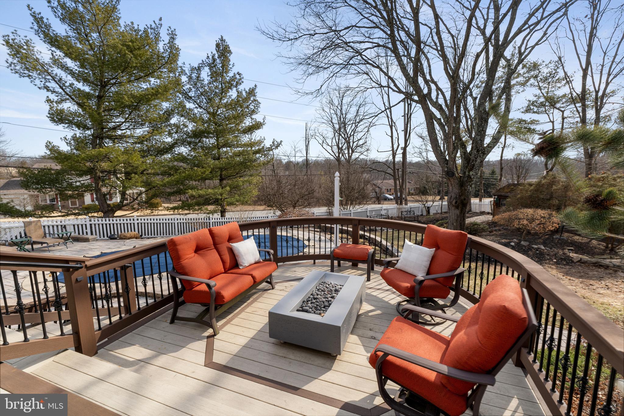 TOWAMENCIN VIL - Residential