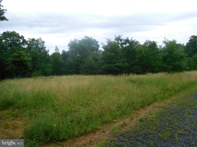 SLEEPY KNOLLS - Land