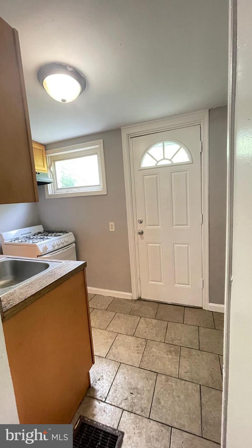 WEST PHILADELPHIA - Residential