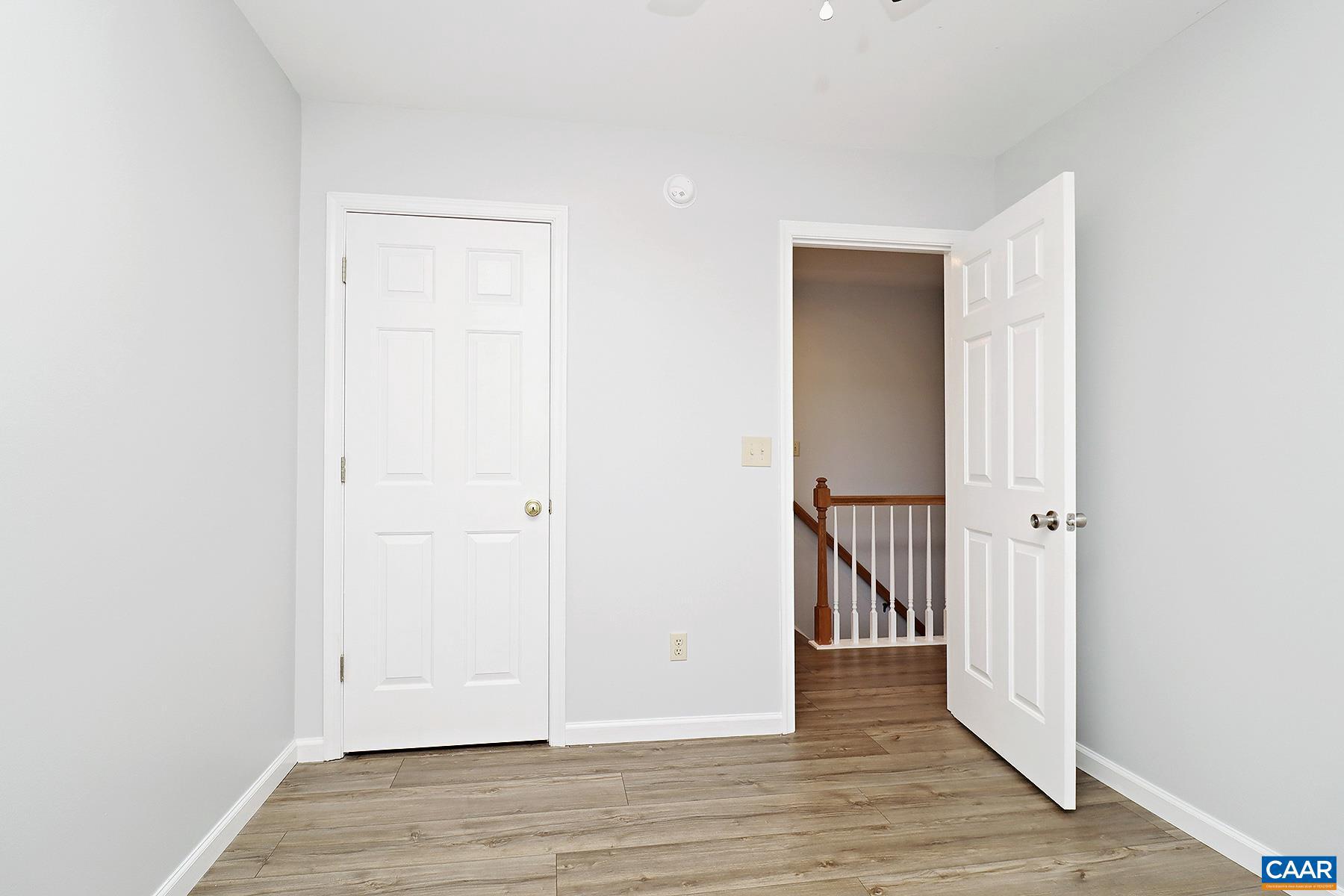 RIDGECREST - Residential Lease