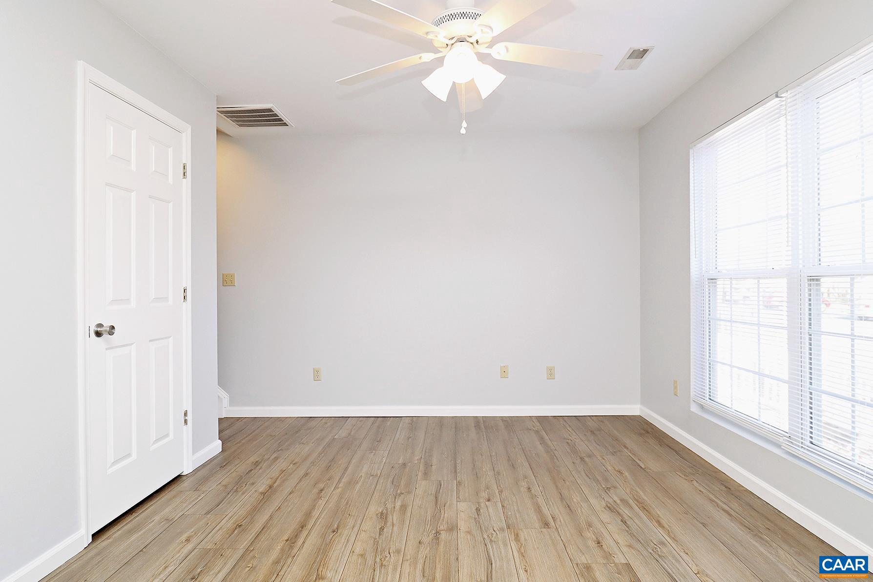 RIDGECREST - Residential Lease