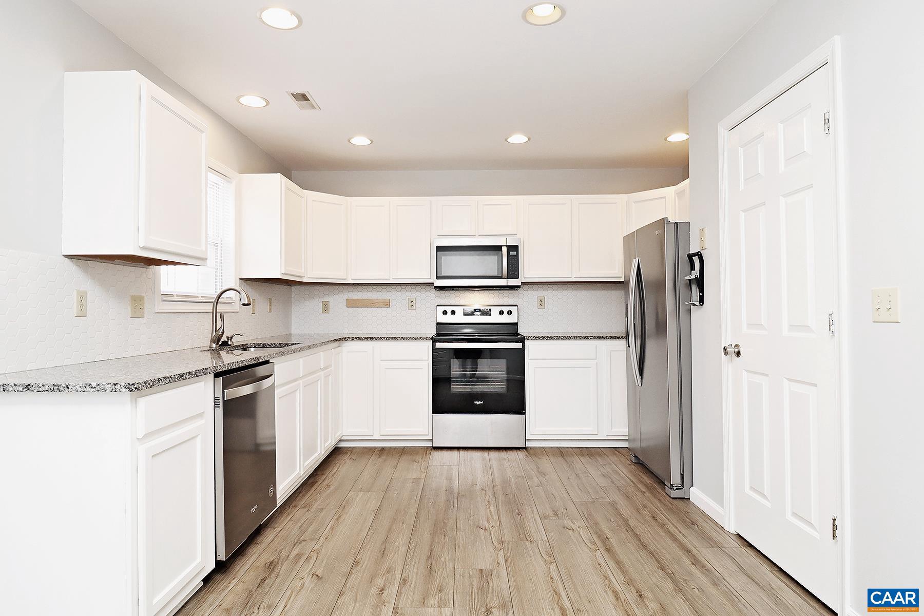RIDGECREST - Residential Lease
