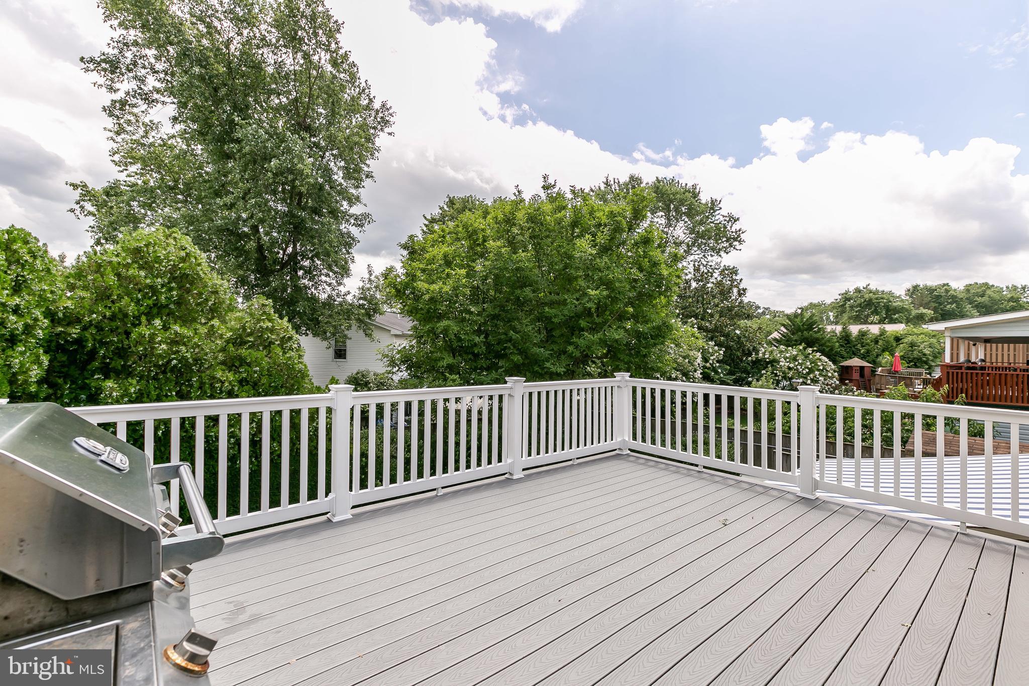 FOUR SEASONS ESTATES - Residential