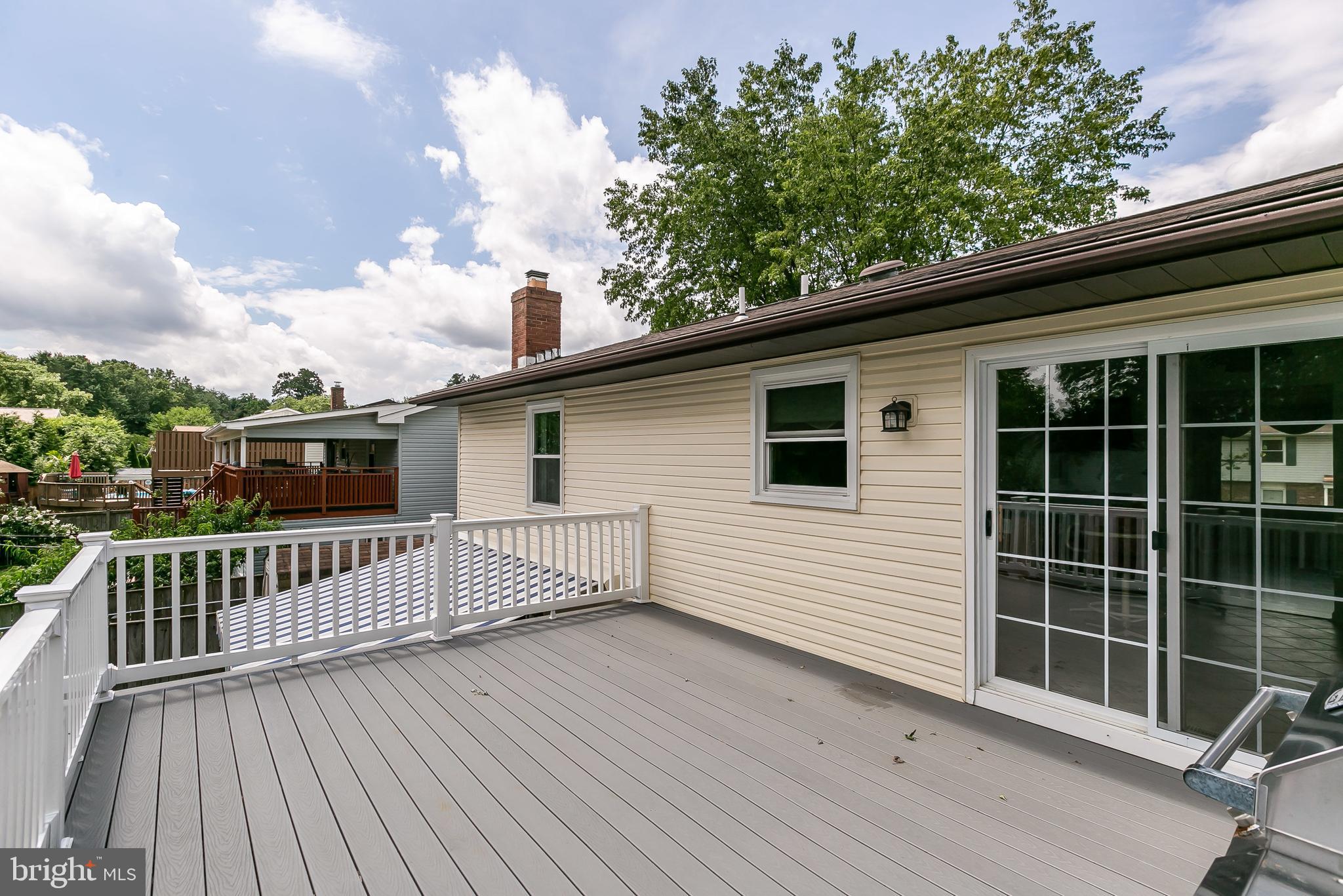 FOUR SEASONS ESTATES - Residential