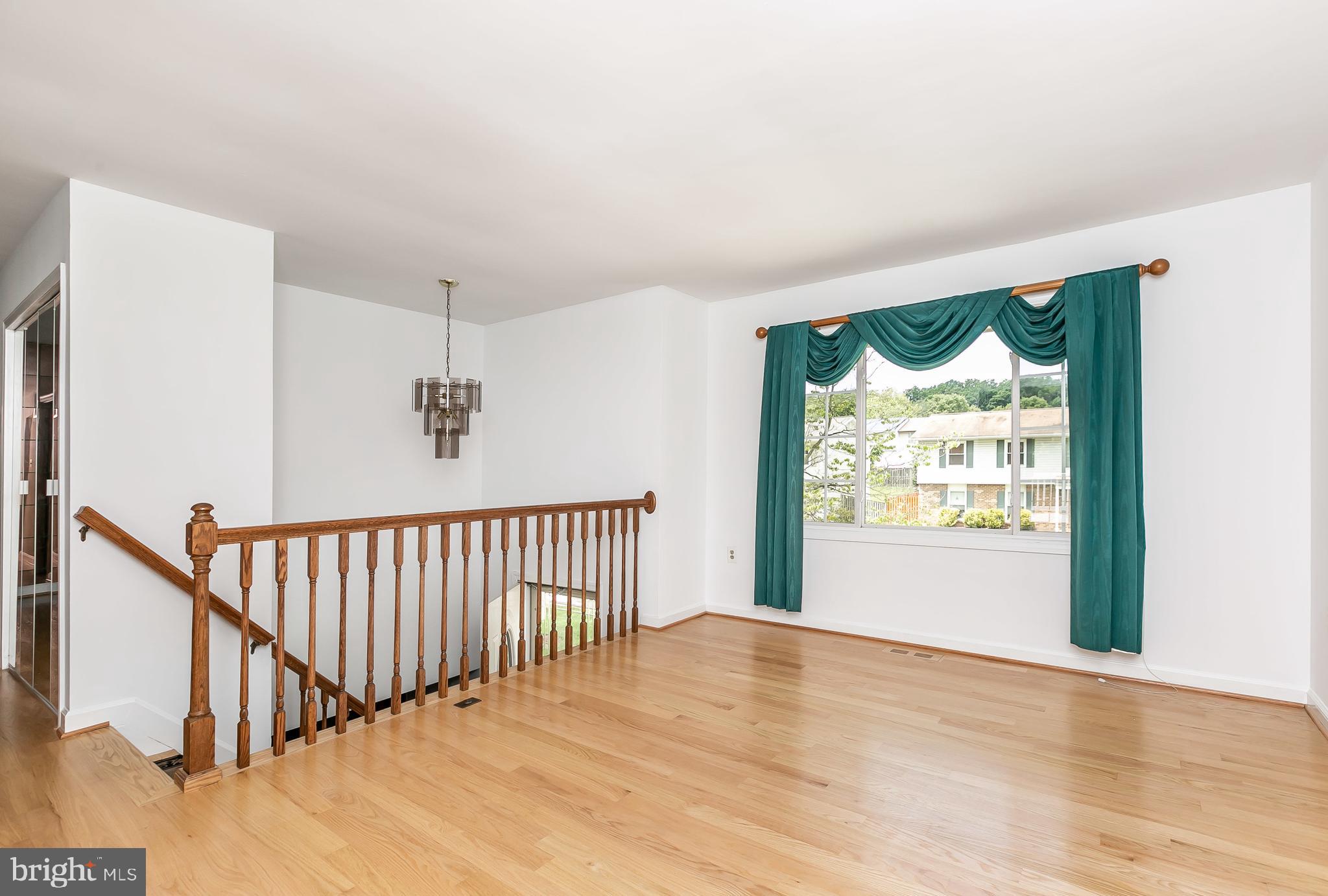 FOUR SEASONS ESTATES - Residential