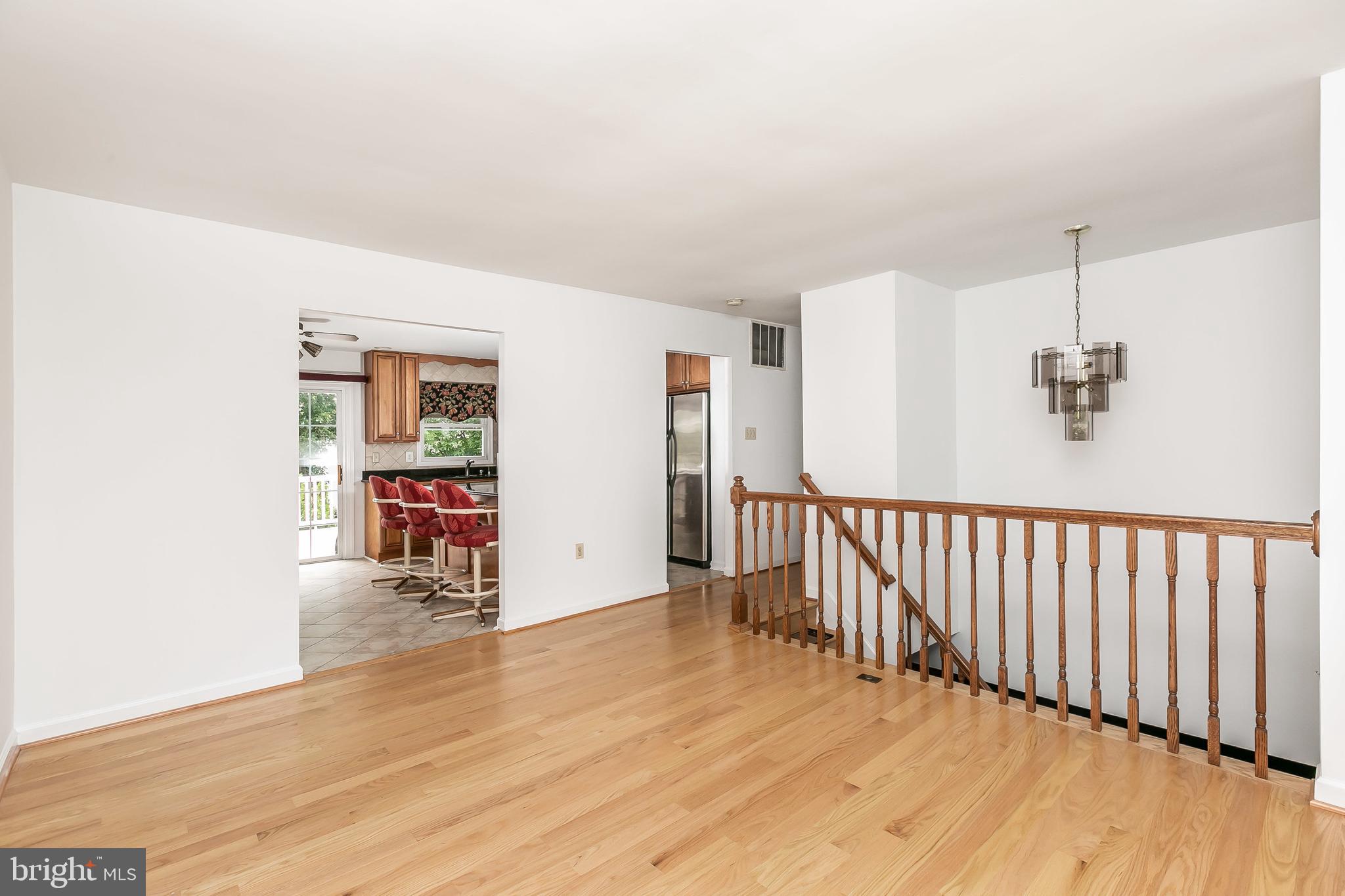 FOUR SEASONS ESTATES - Residential