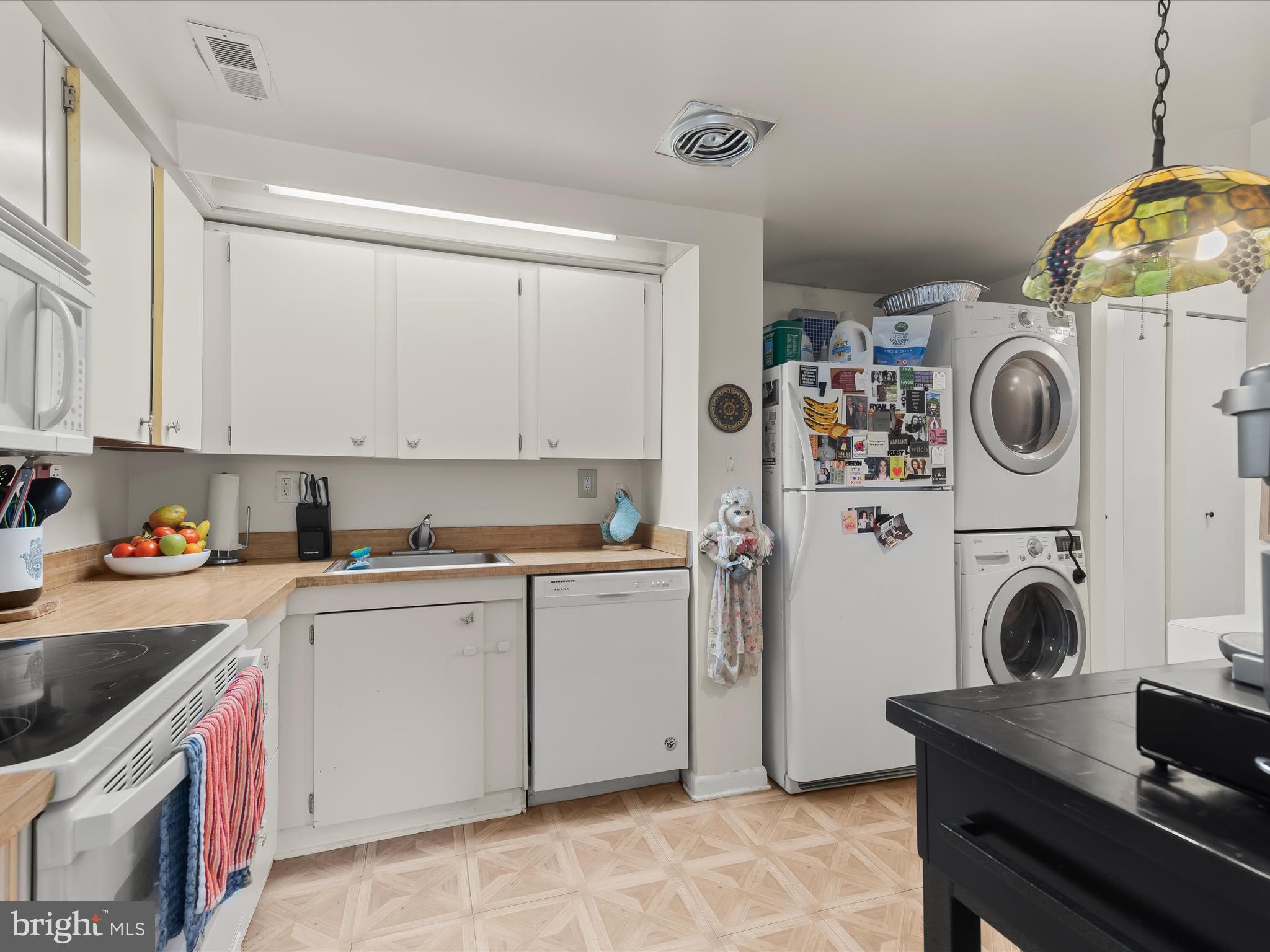 THE ELMONT - Residential