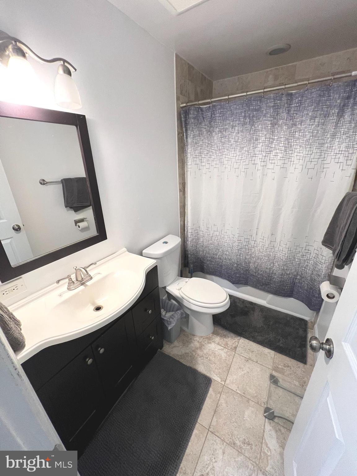 NORTH FORESTVILLE - Residential Lease