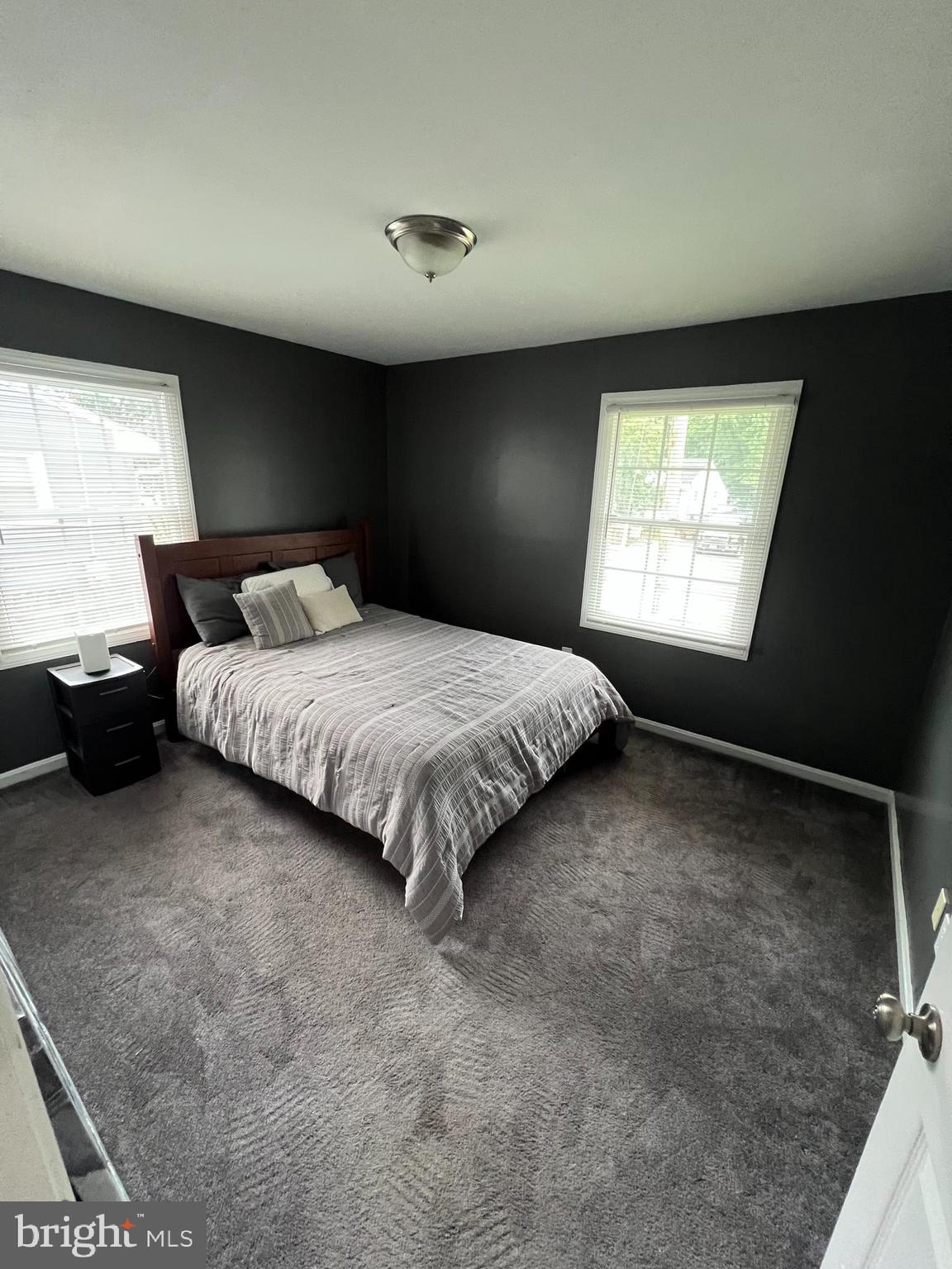 NORTH FORESTVILLE - Residential Lease