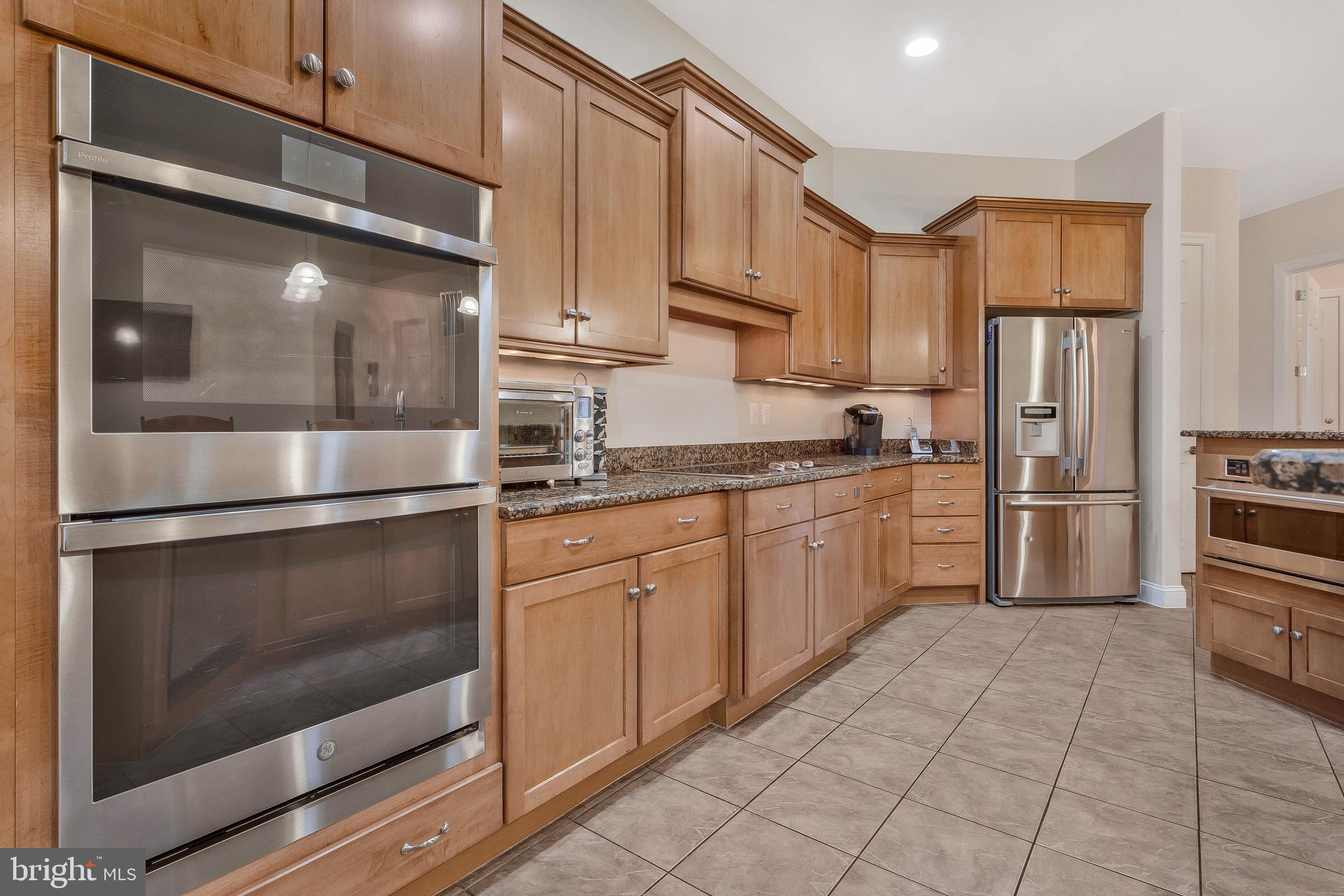 COVENANT CREEK - Residential