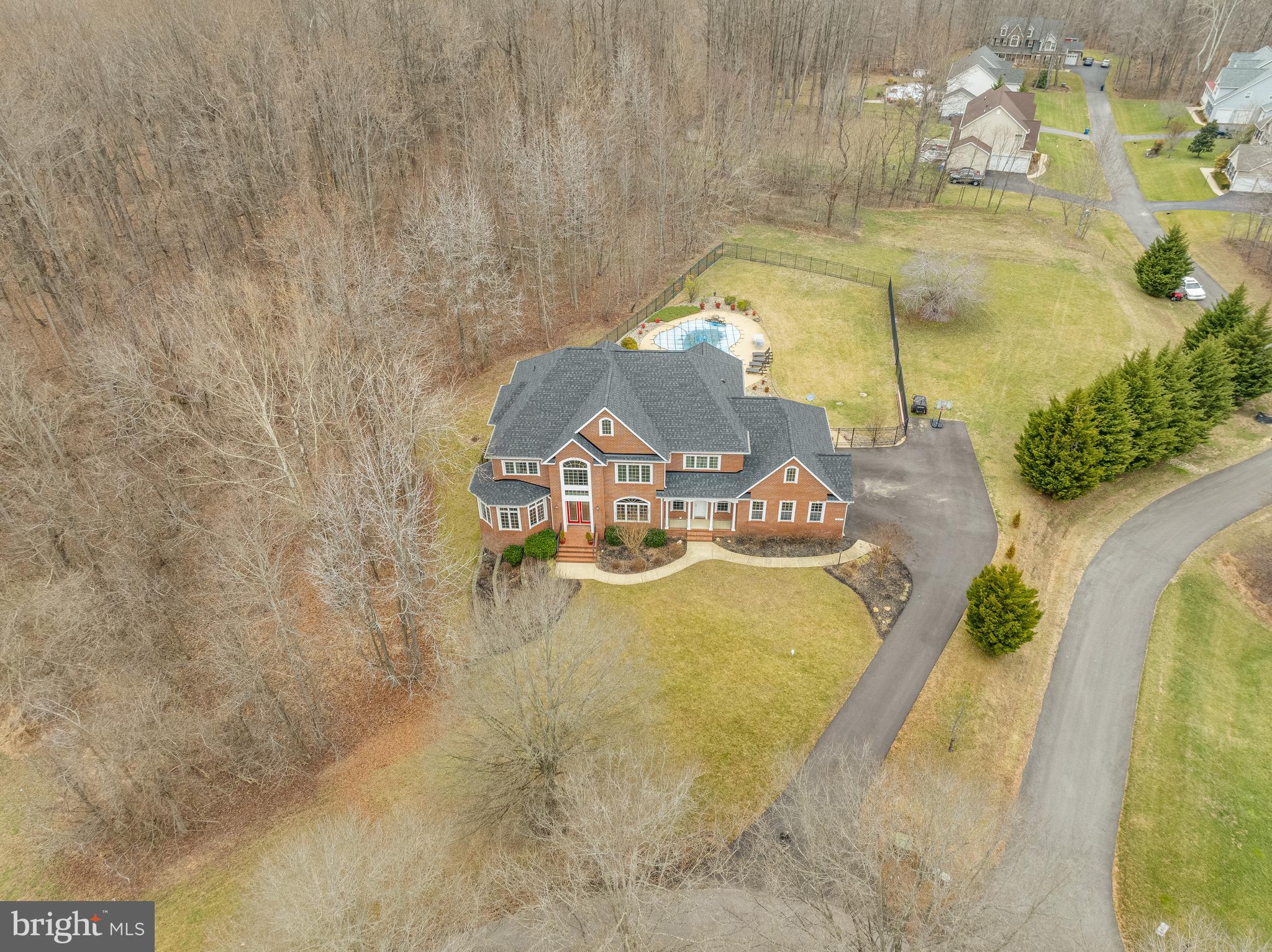 COVENANT CREEK - Residential