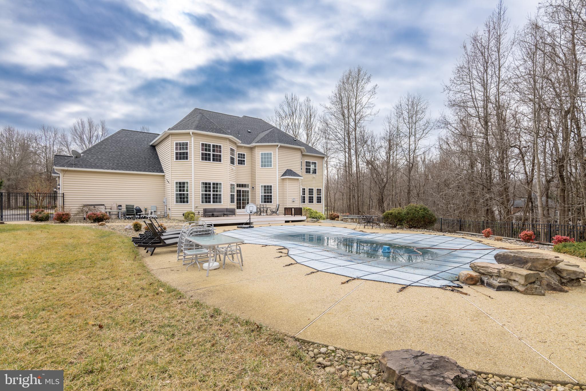 COVENANT CREEK - Residential