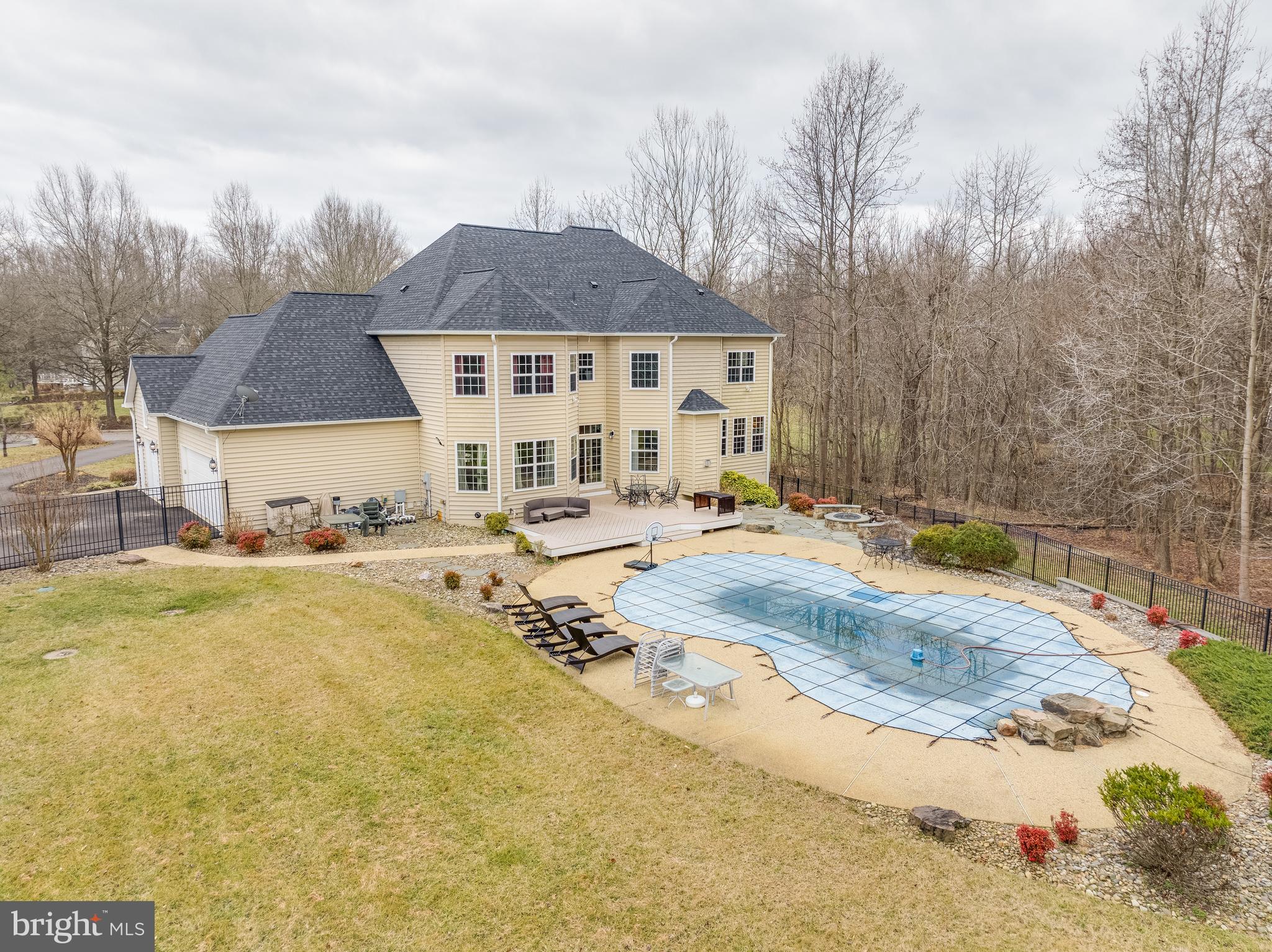 COVENANT CREEK - Residential