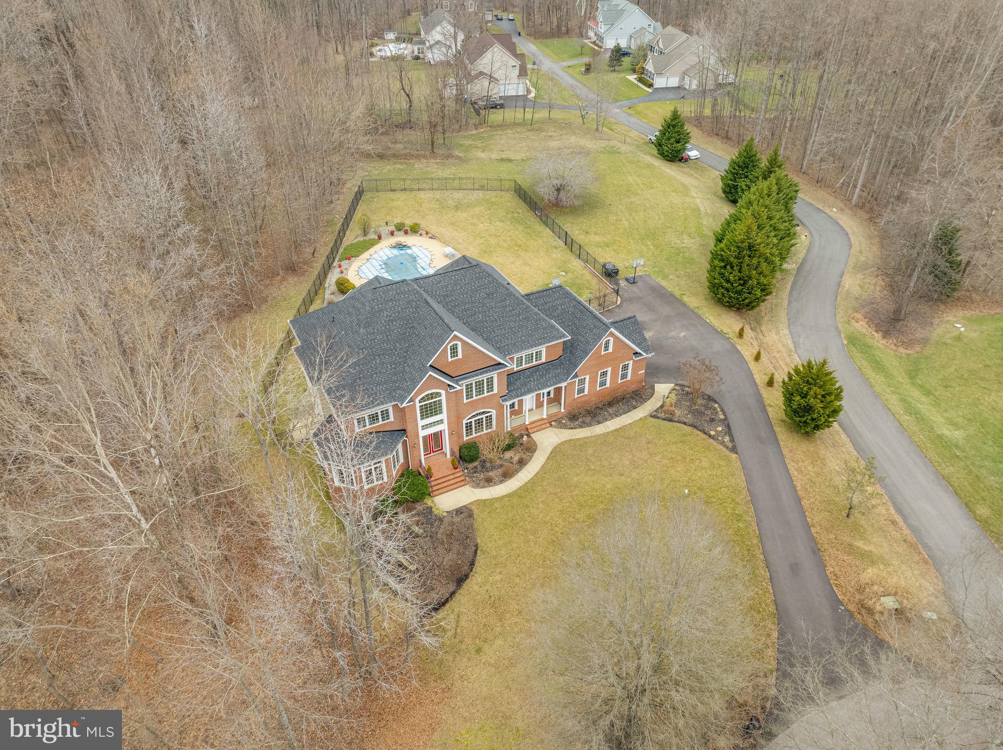 COVENANT CREEK - Residential