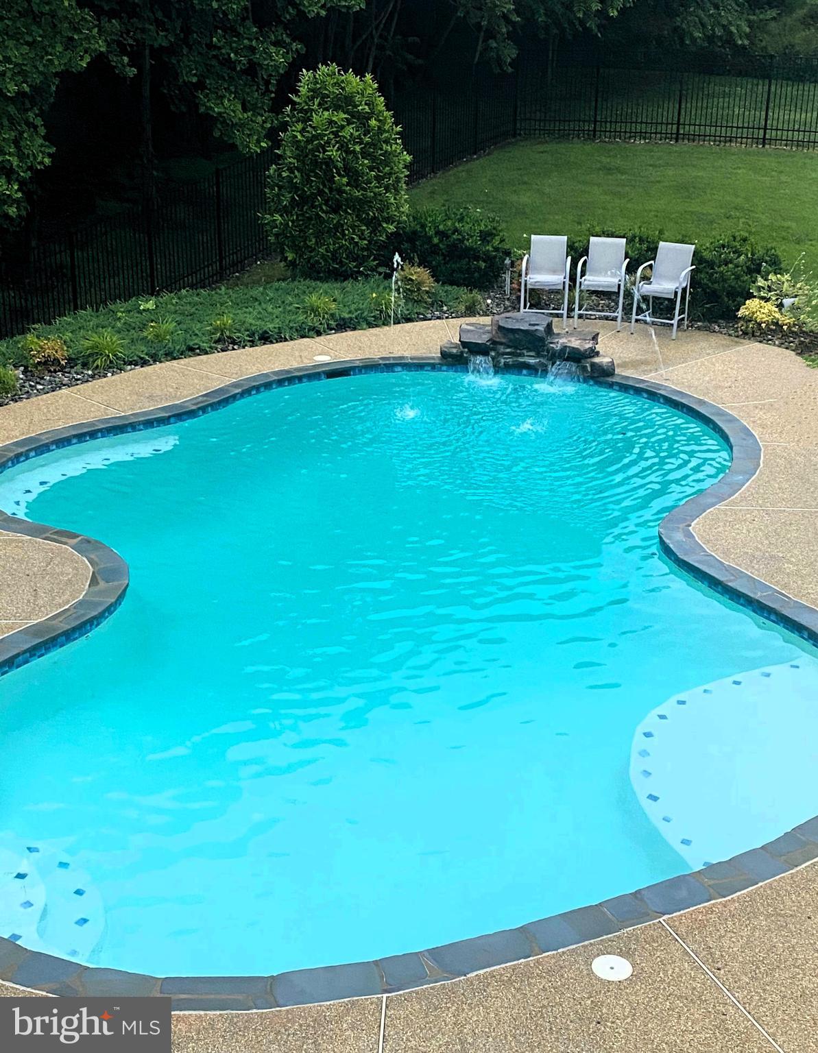 COVENANT CREEK - Residential