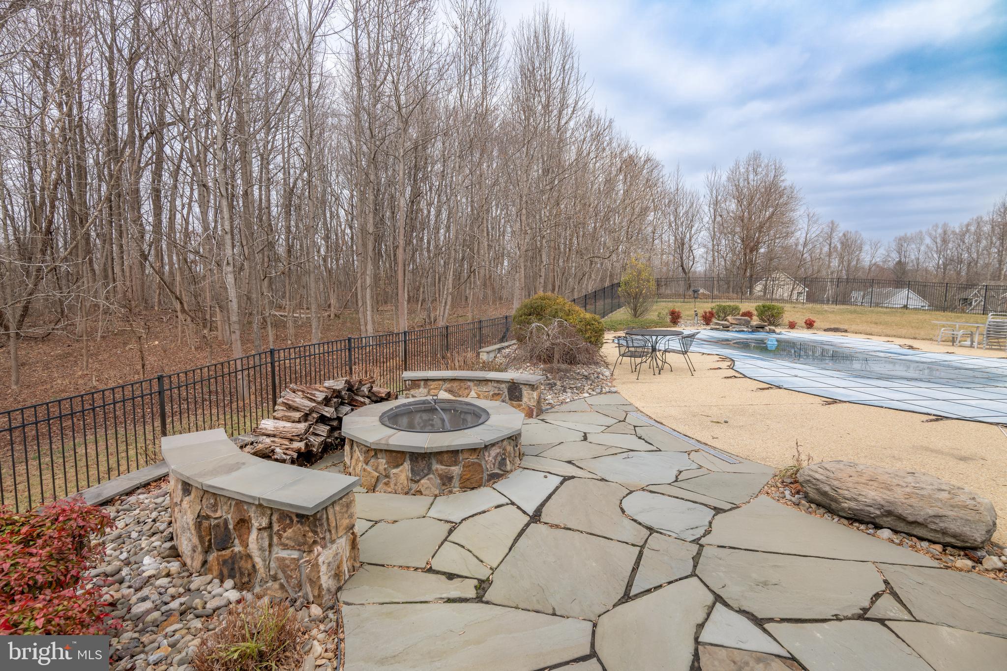 COVENANT CREEK - Residential