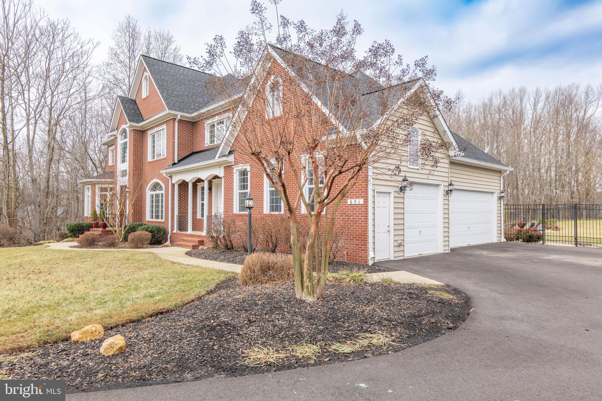 COVENANT CREEK - Residential