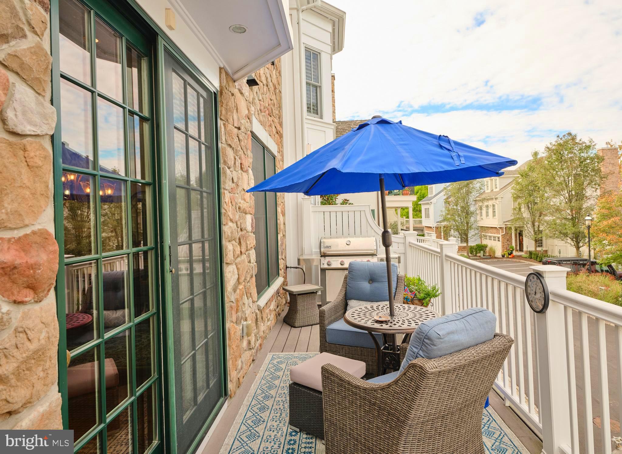 CANAL STREET - Residential