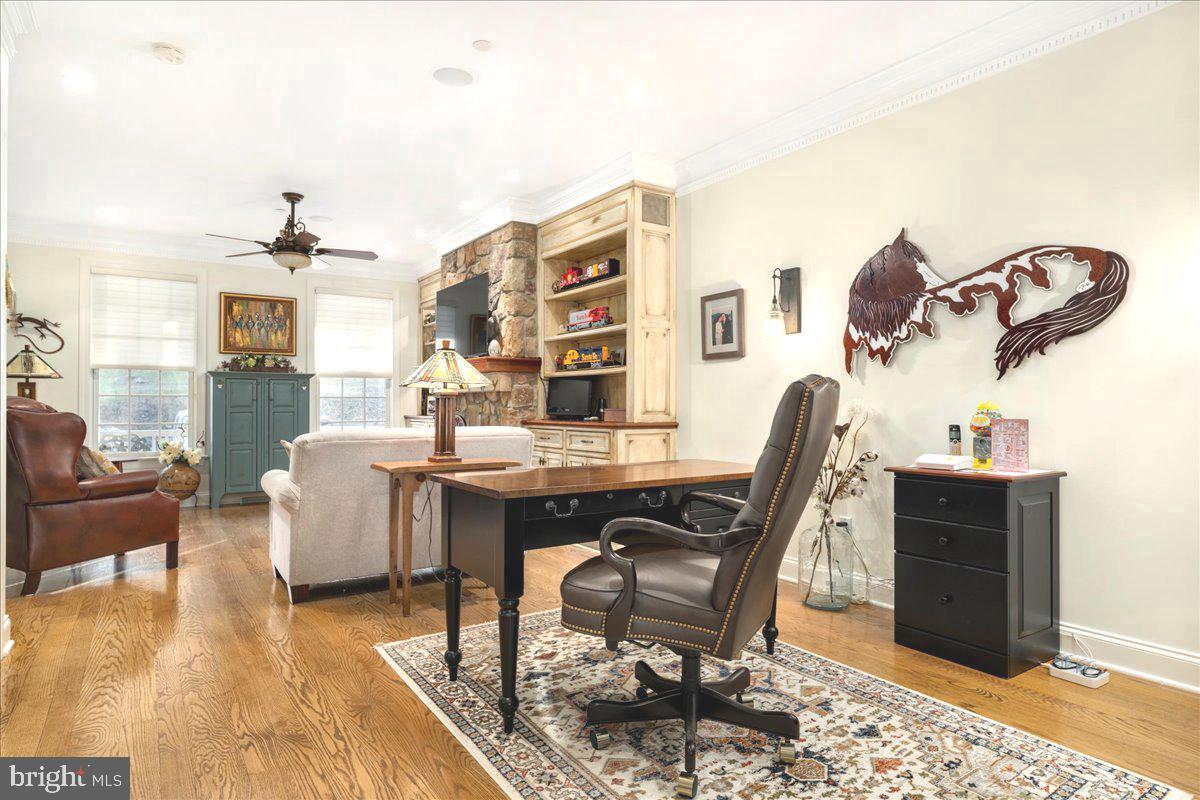 CANAL STREET - Residential