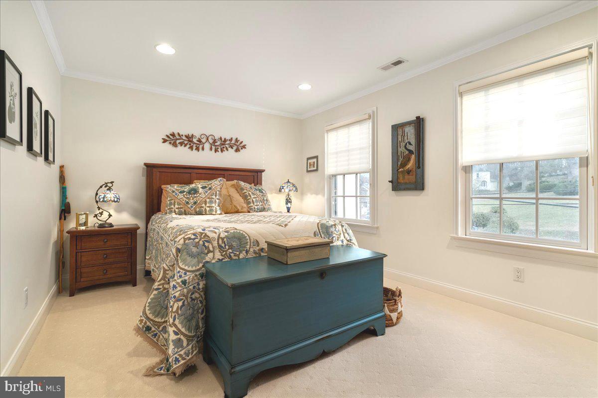 CANAL STREET - Residential