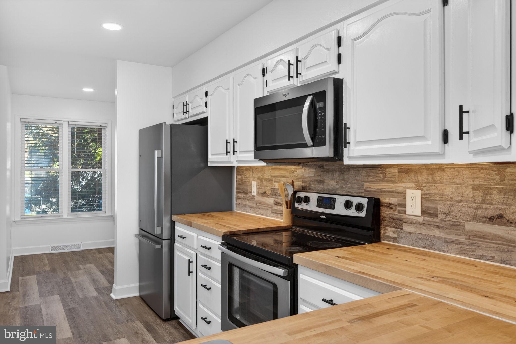 SUMMIT HILLS - Residential