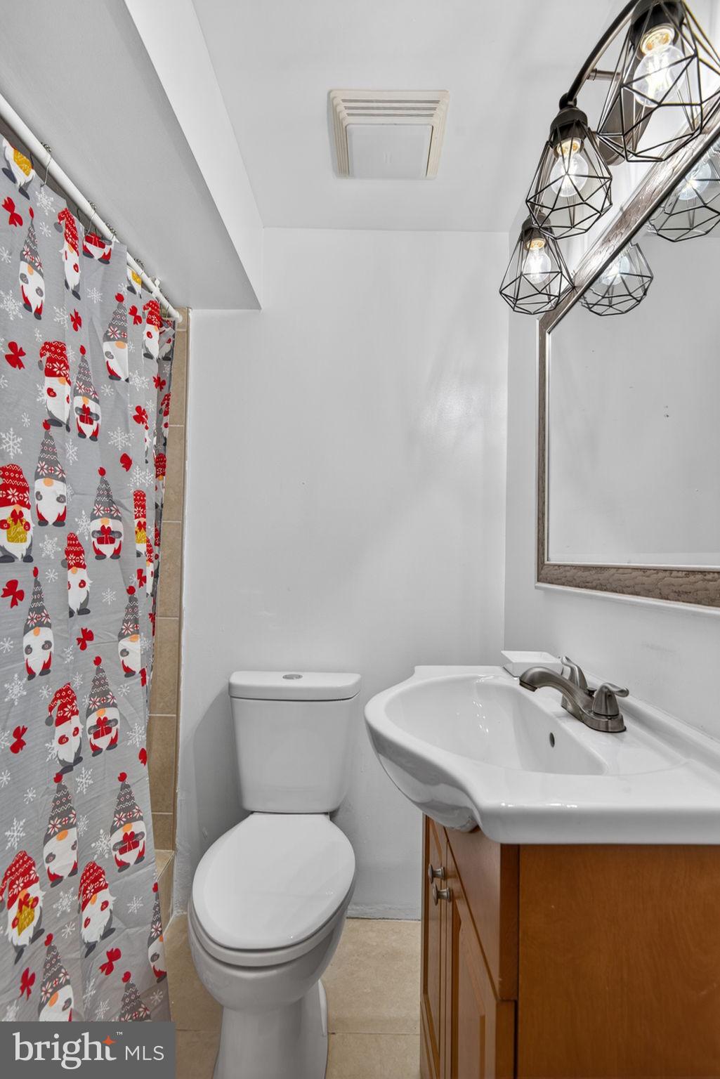 SUMMIT HILLS - Residential