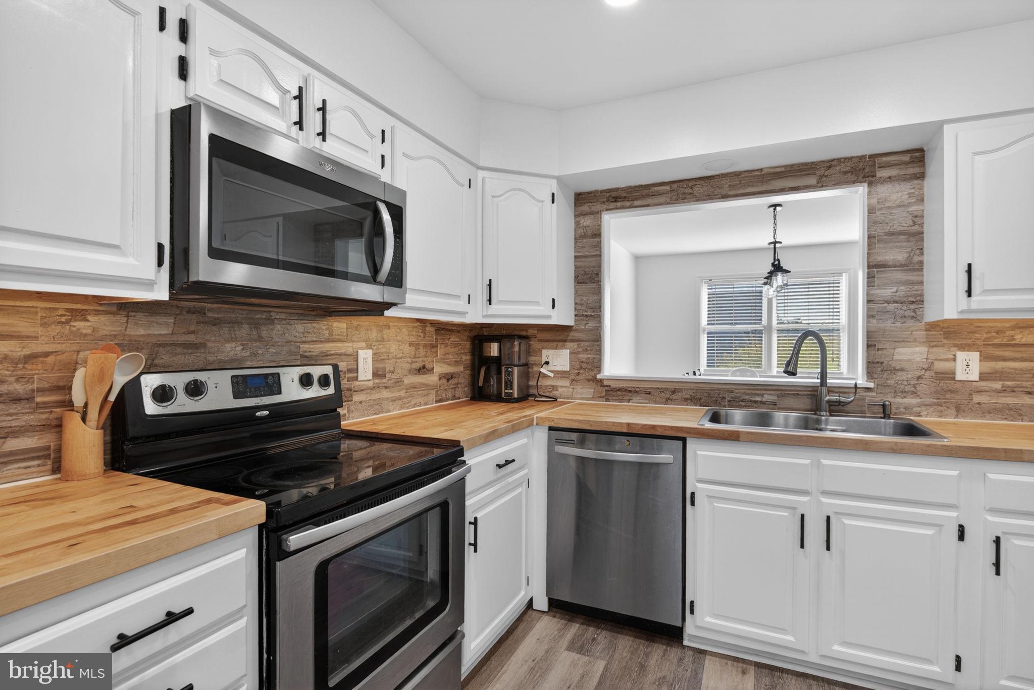 SUMMIT HILLS - Residential