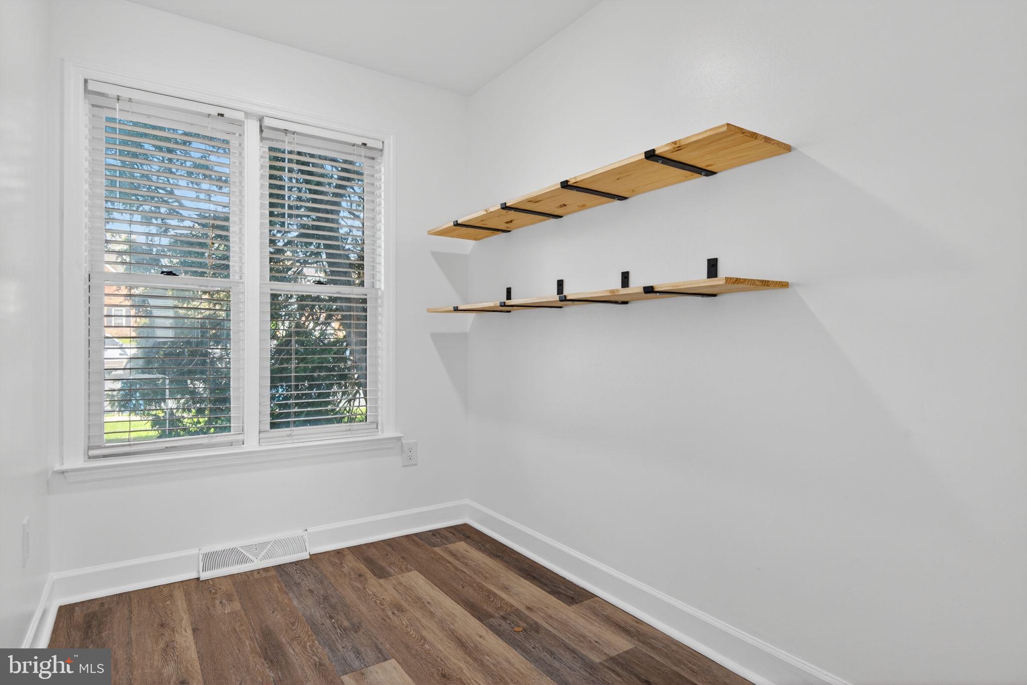 SUMMIT HILLS - Residential