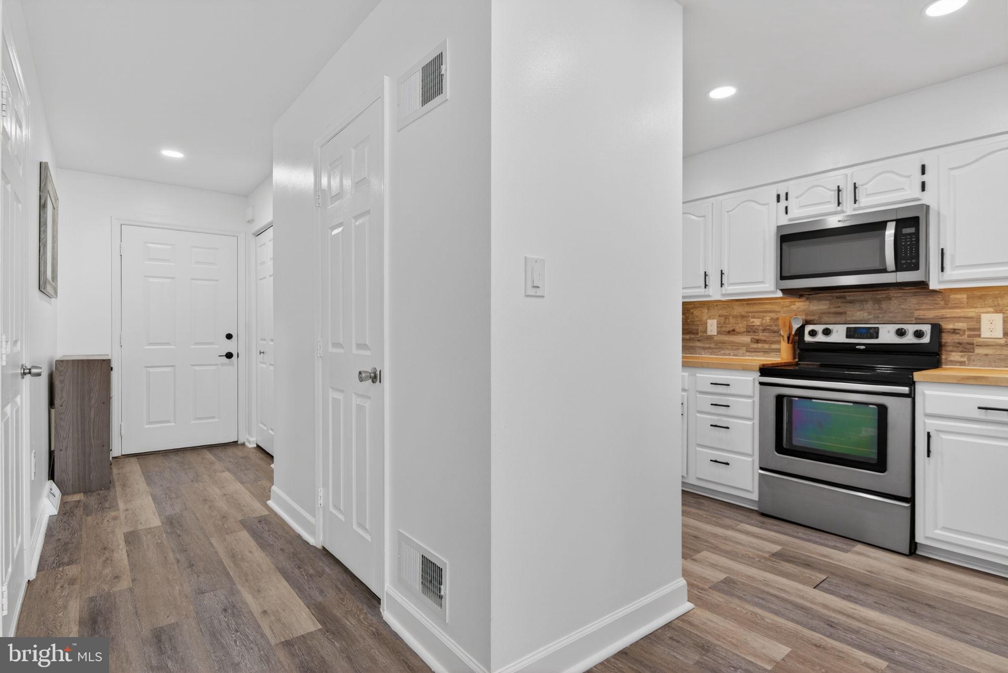 SUMMIT HILLS - Residential