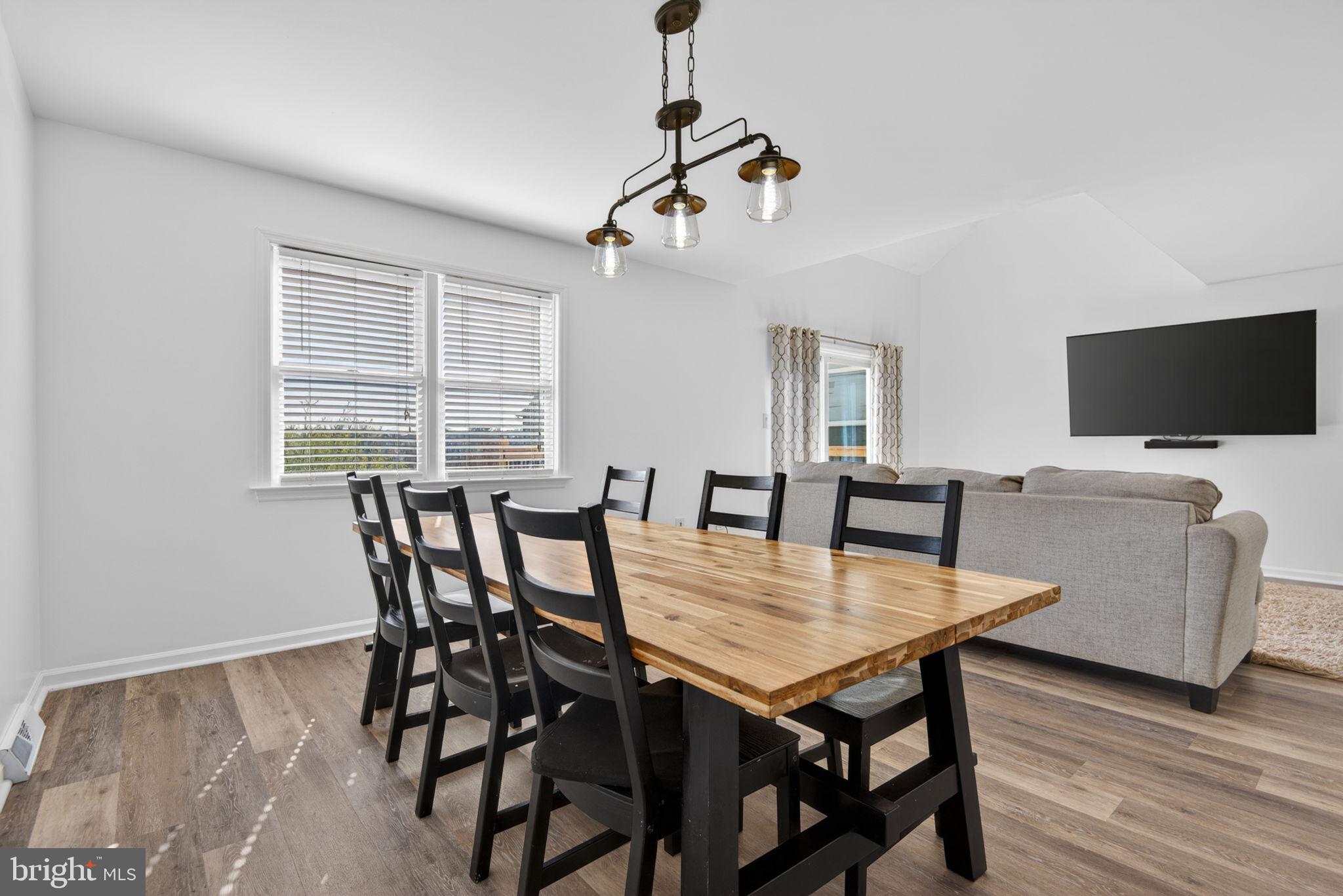 SUMMIT HILLS - Residential