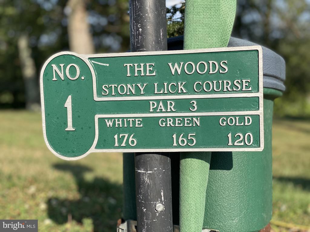 THE WOODS - Residential