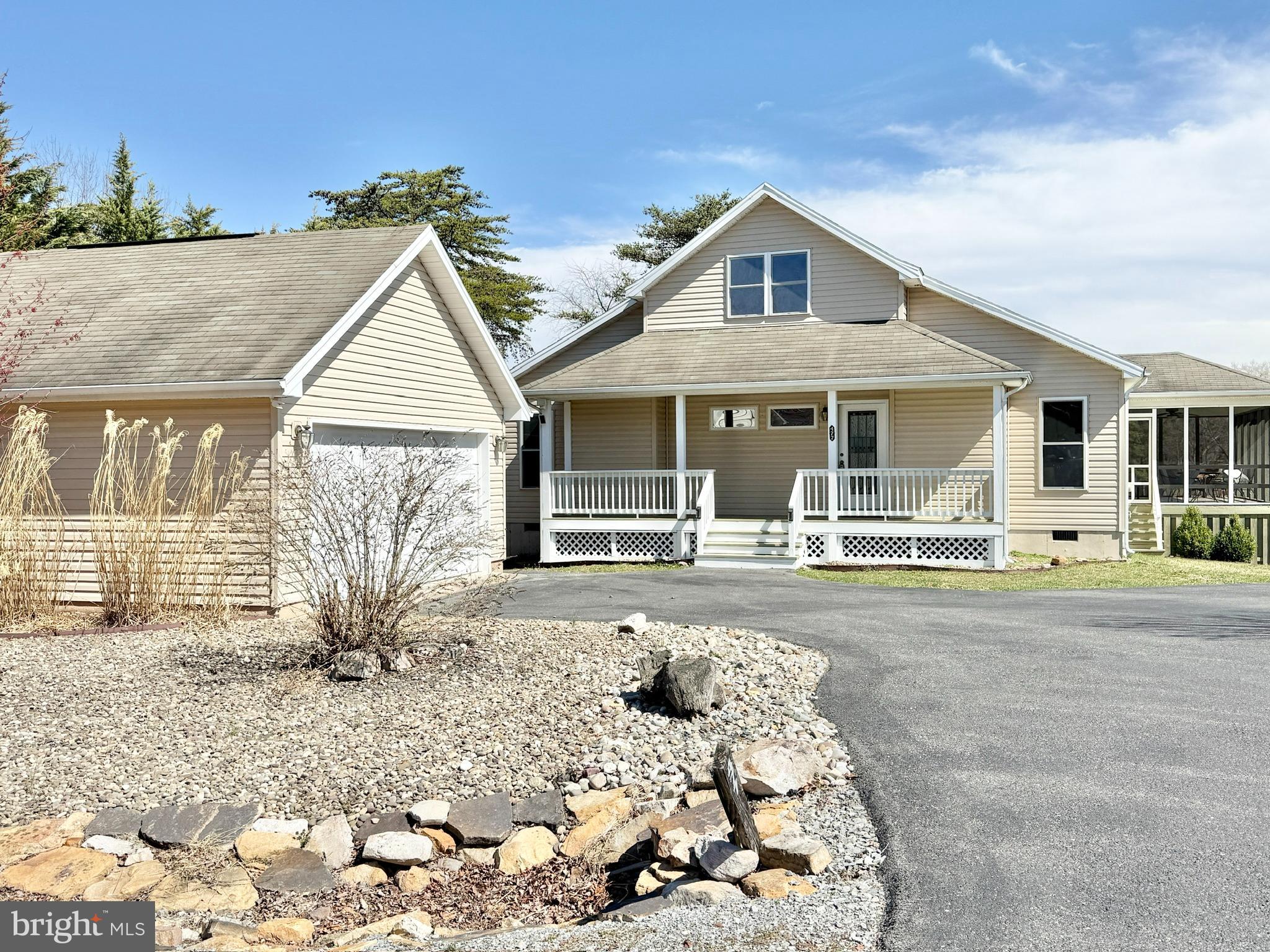 THE WOODS - Residential