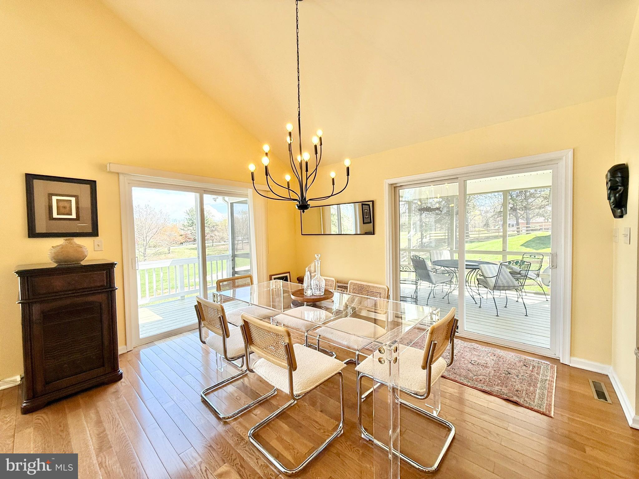 THE WOODS - Residential