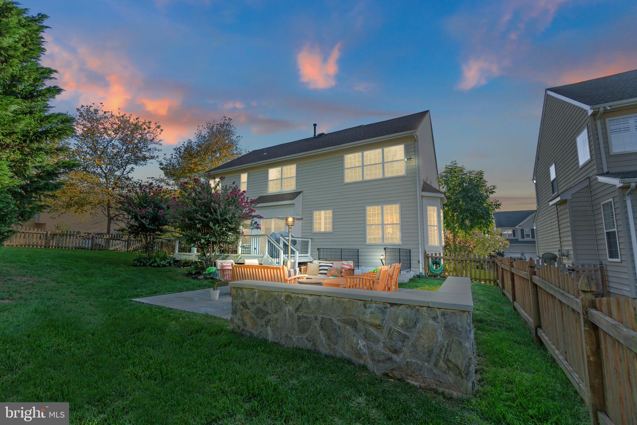 SOUTH RIDING - Residential