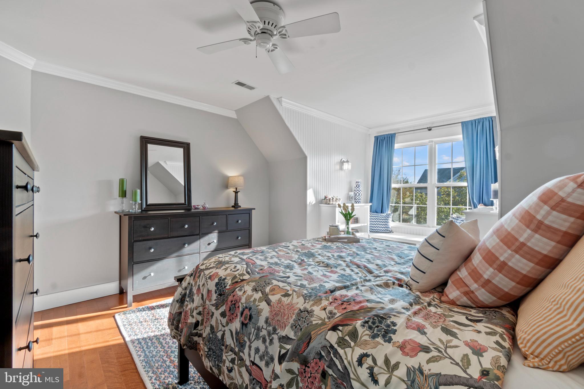 SOUTH RIDING - Residential