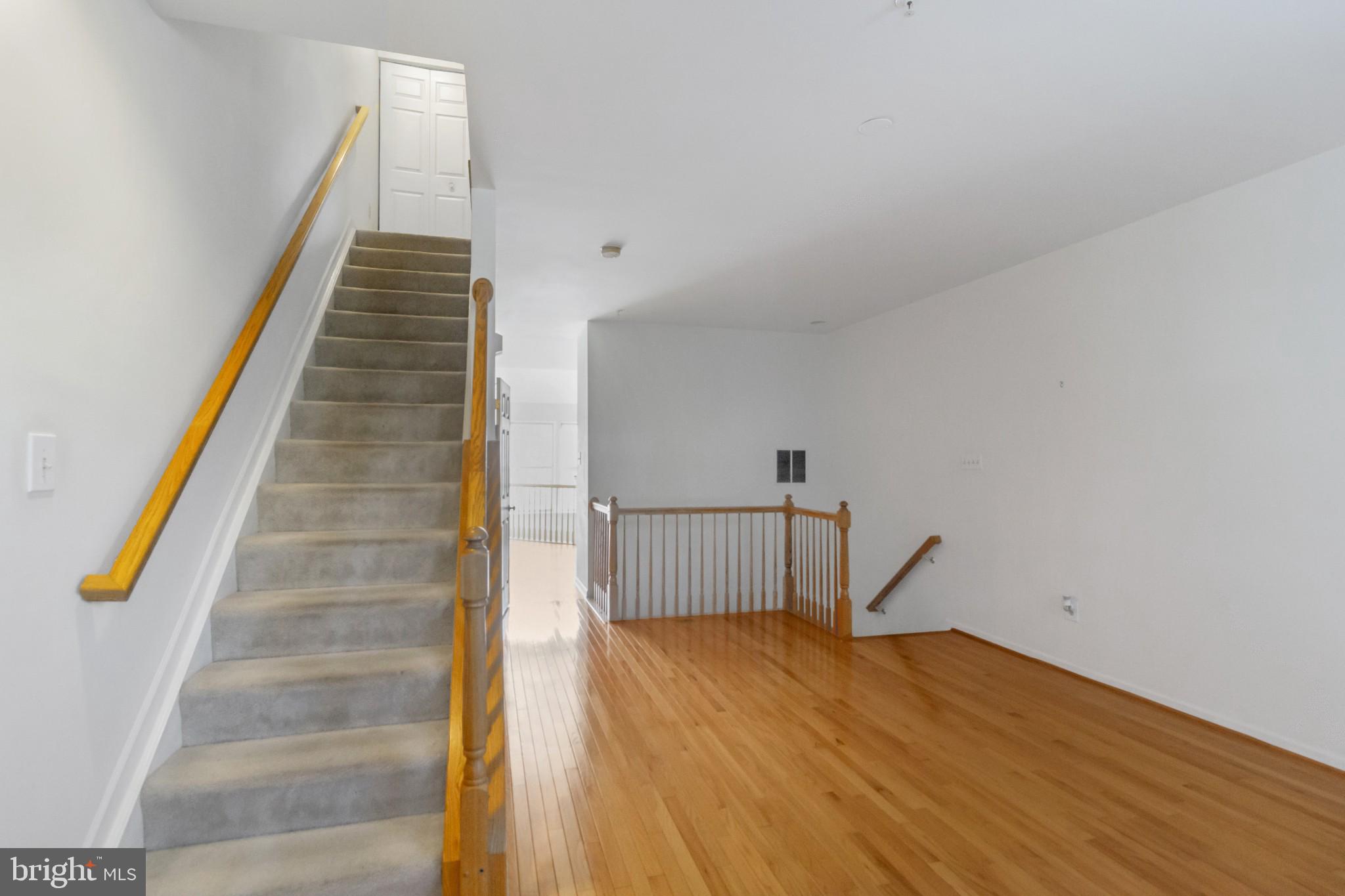 OWINGS MILLS - Residential