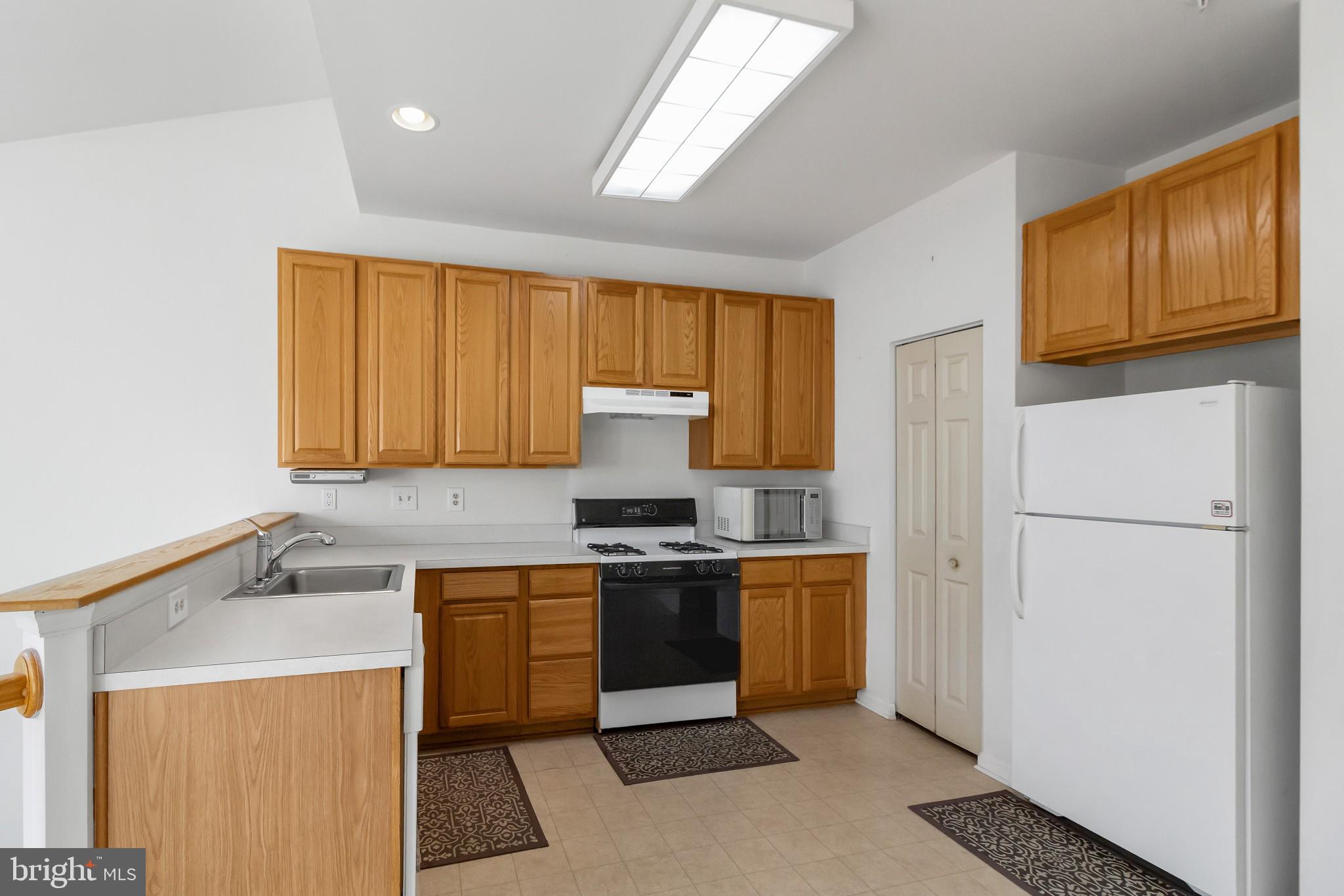 OWINGS MILLS - Residential