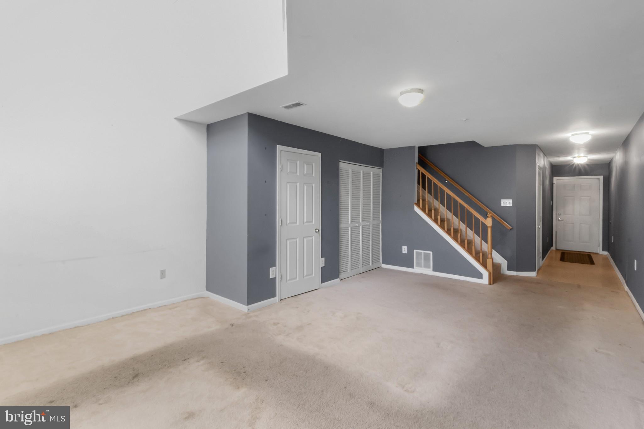 OWINGS MILLS - Residential