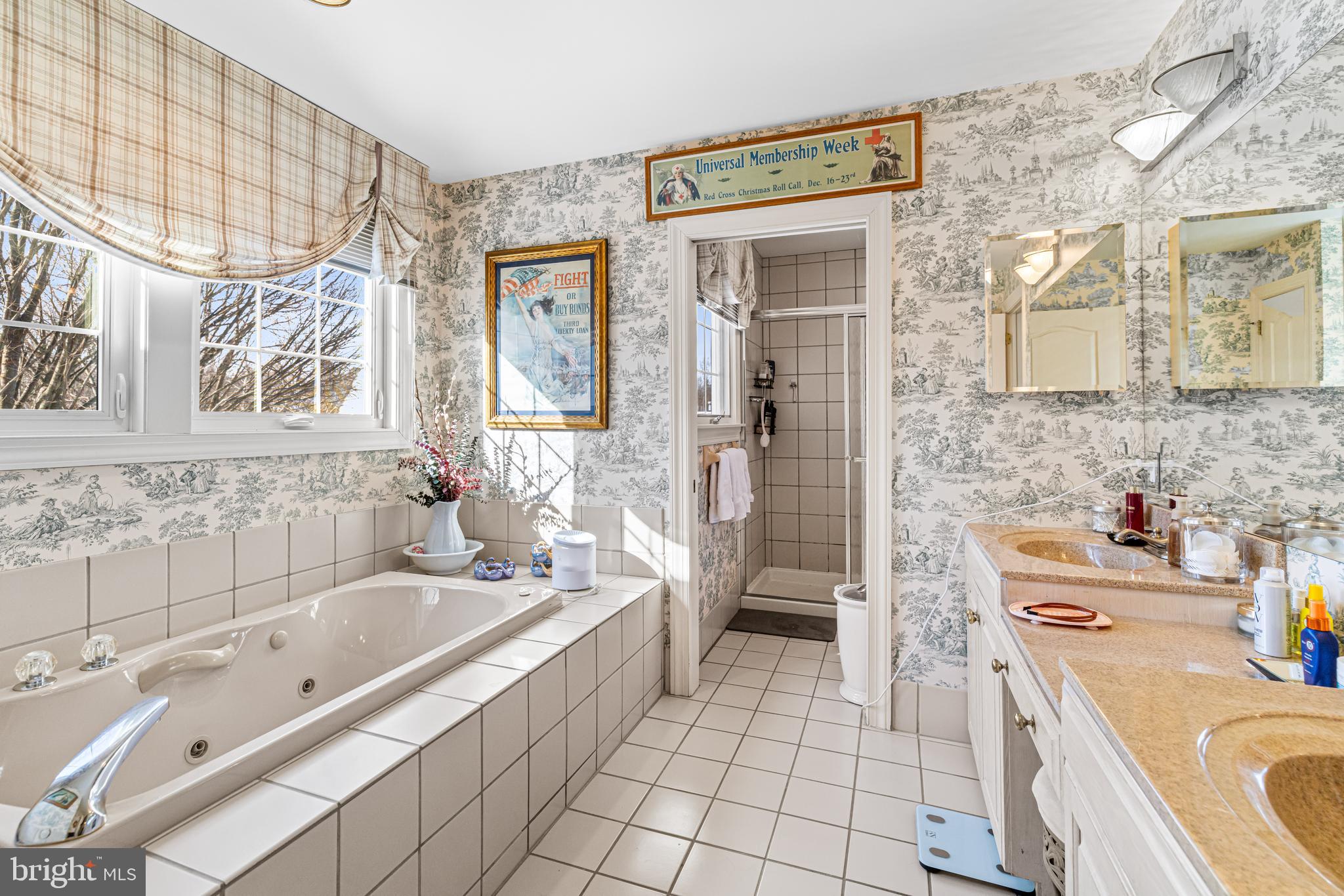 BREYER WOODS - Residential