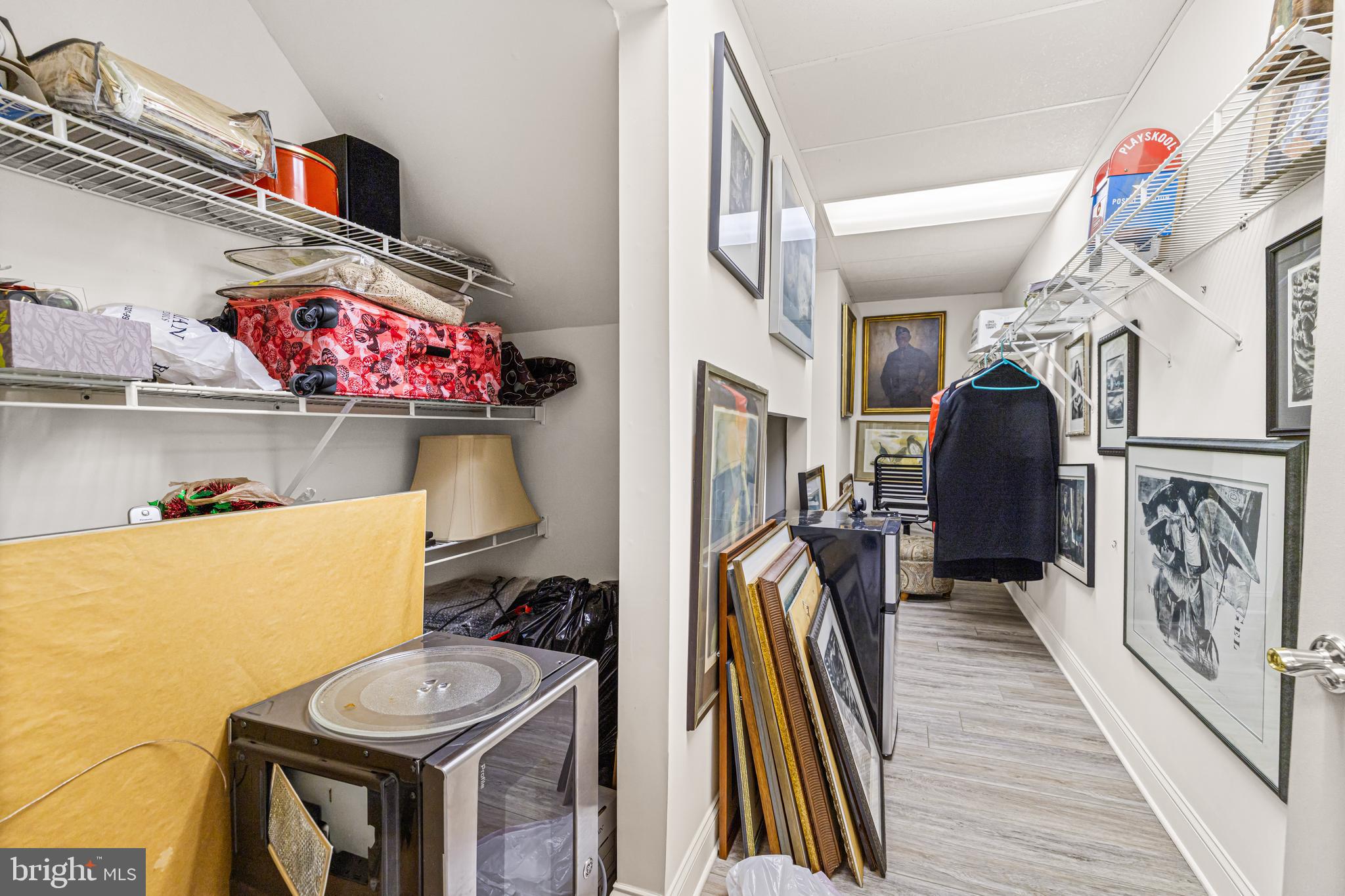 BREYER WOODS - Residential