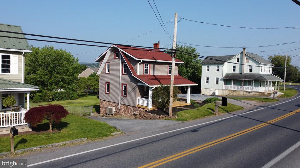 Photo of 308 W ROUTE 897, REINHOLDS, PA 17569 (MLS # PALA2034502)