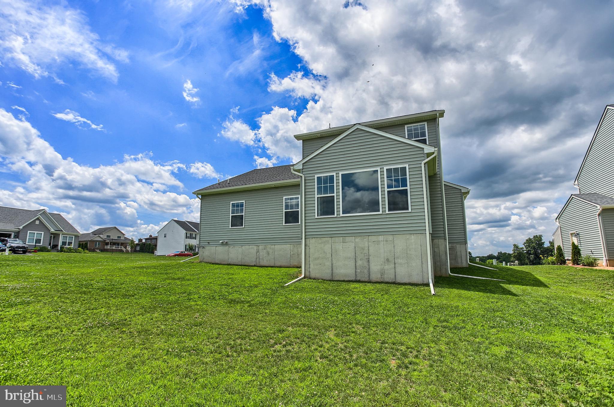 DONWOOD ESTATES - Residential