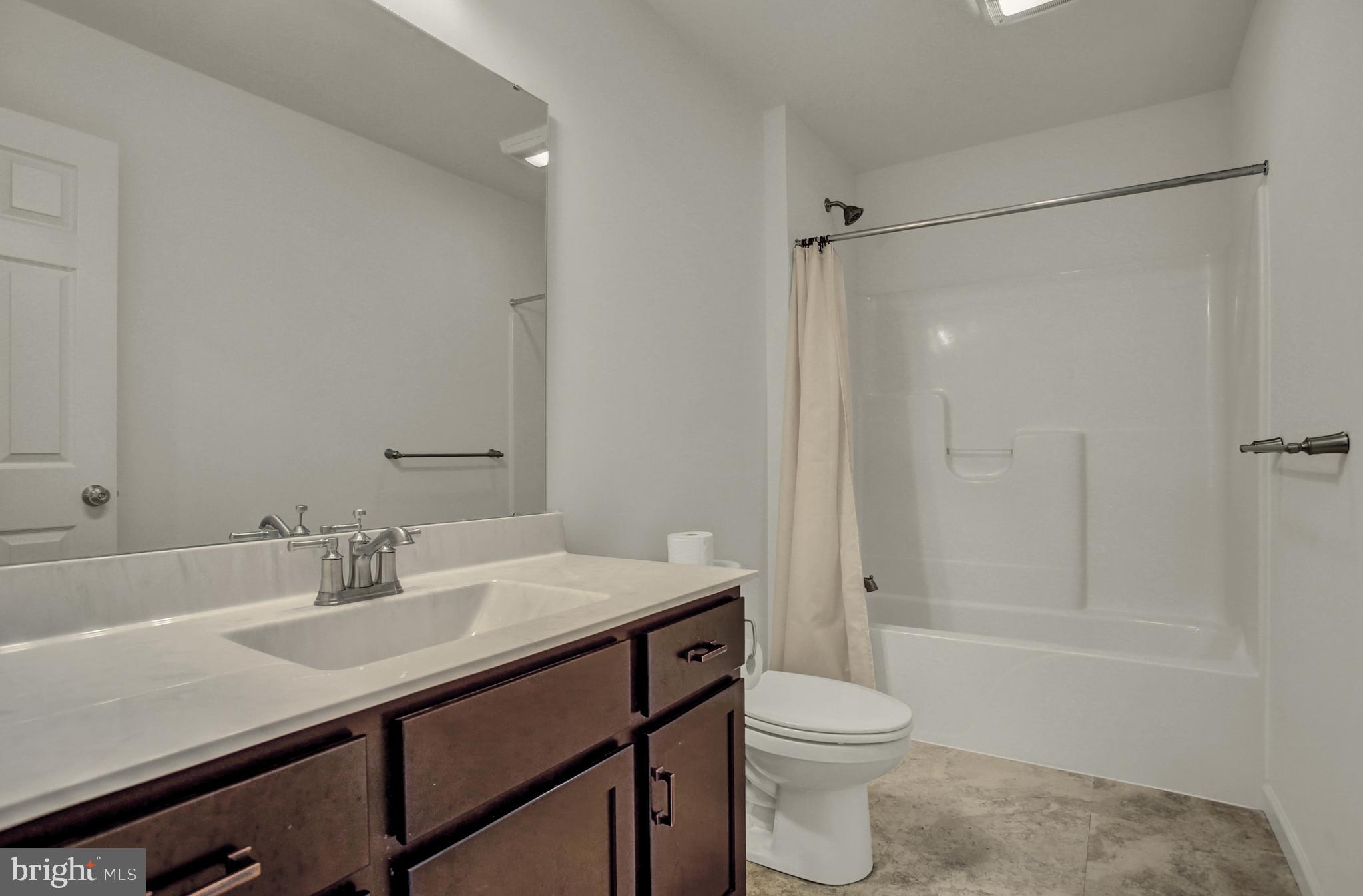 DONWOOD ESTATES - Residential