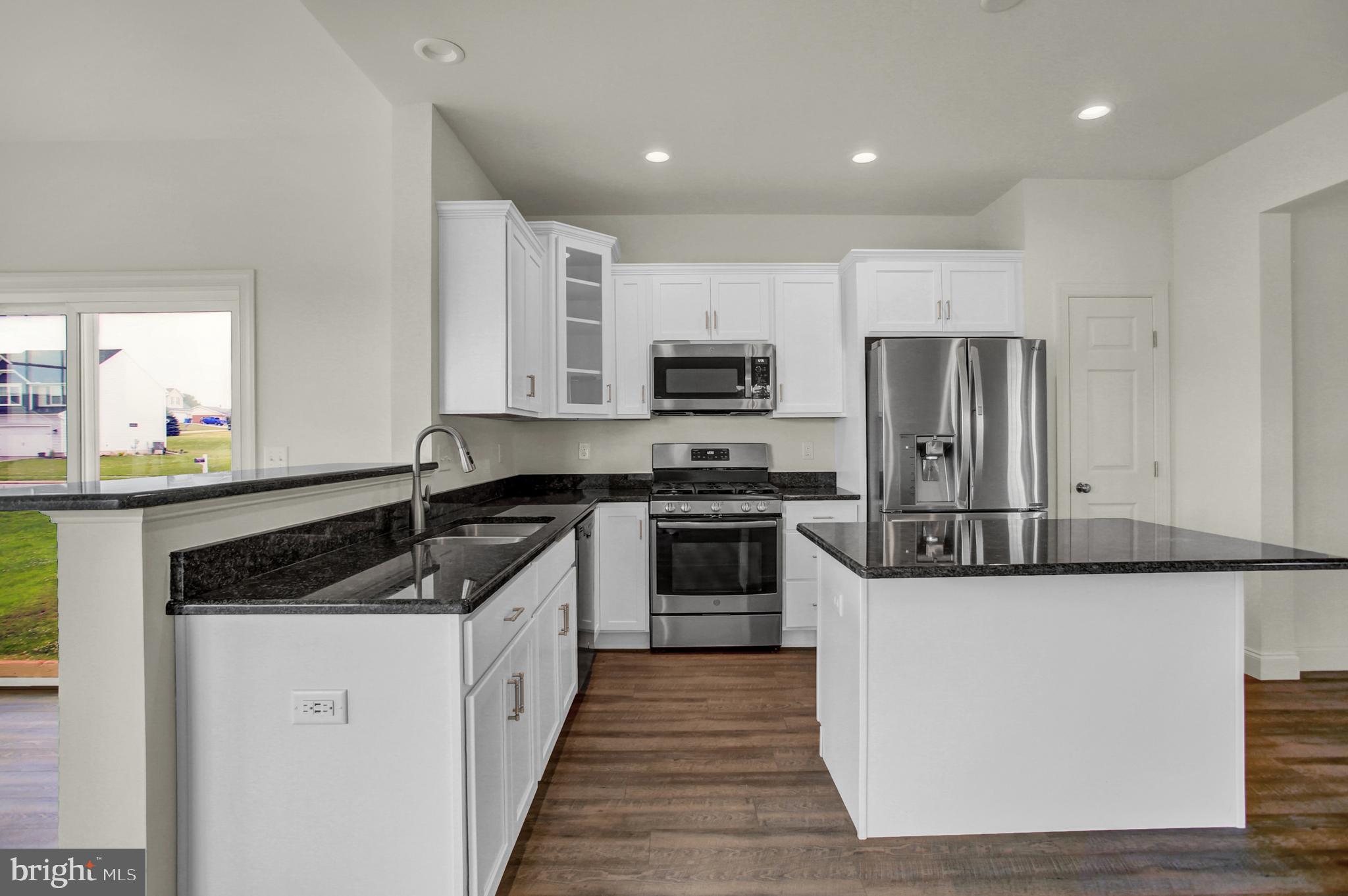 DONWOOD ESTATES - Residential