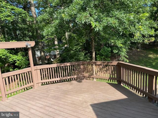 CARDINAL FOREST - Residential Lease