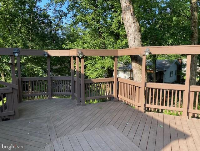 CARDINAL FOREST - Residential Lease