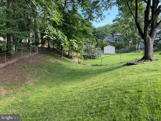 CARDINAL FOREST - Residential Lease