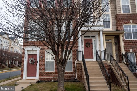 15839 JOHN DISKIN CIRCLE WOODBRIDGE VA 22191