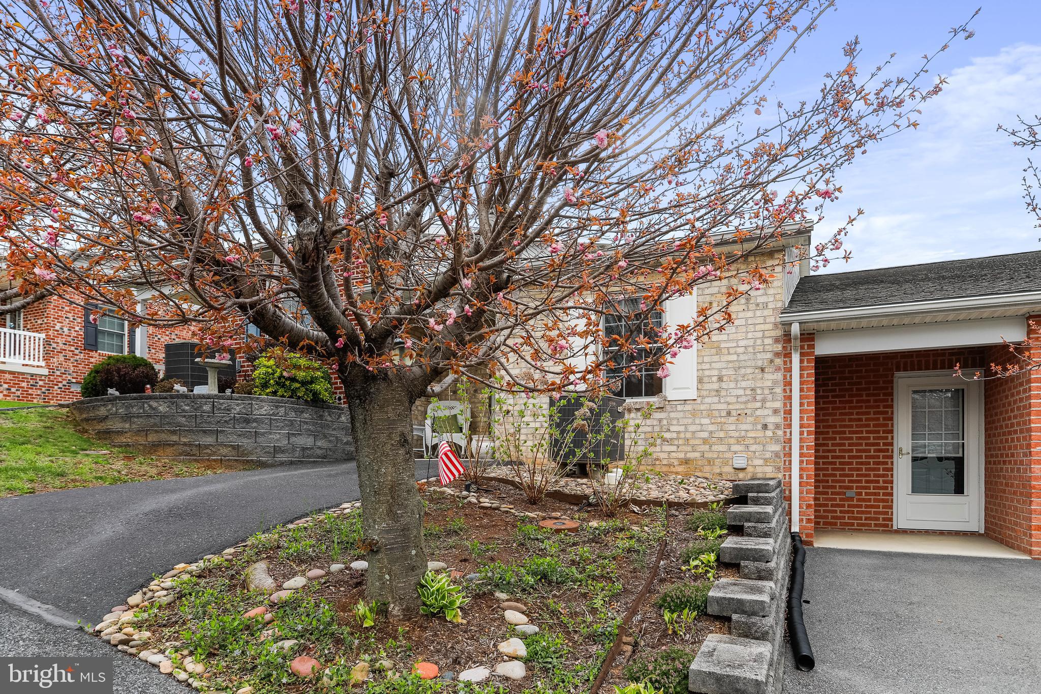 COLD SPRING ESTATES - Residential