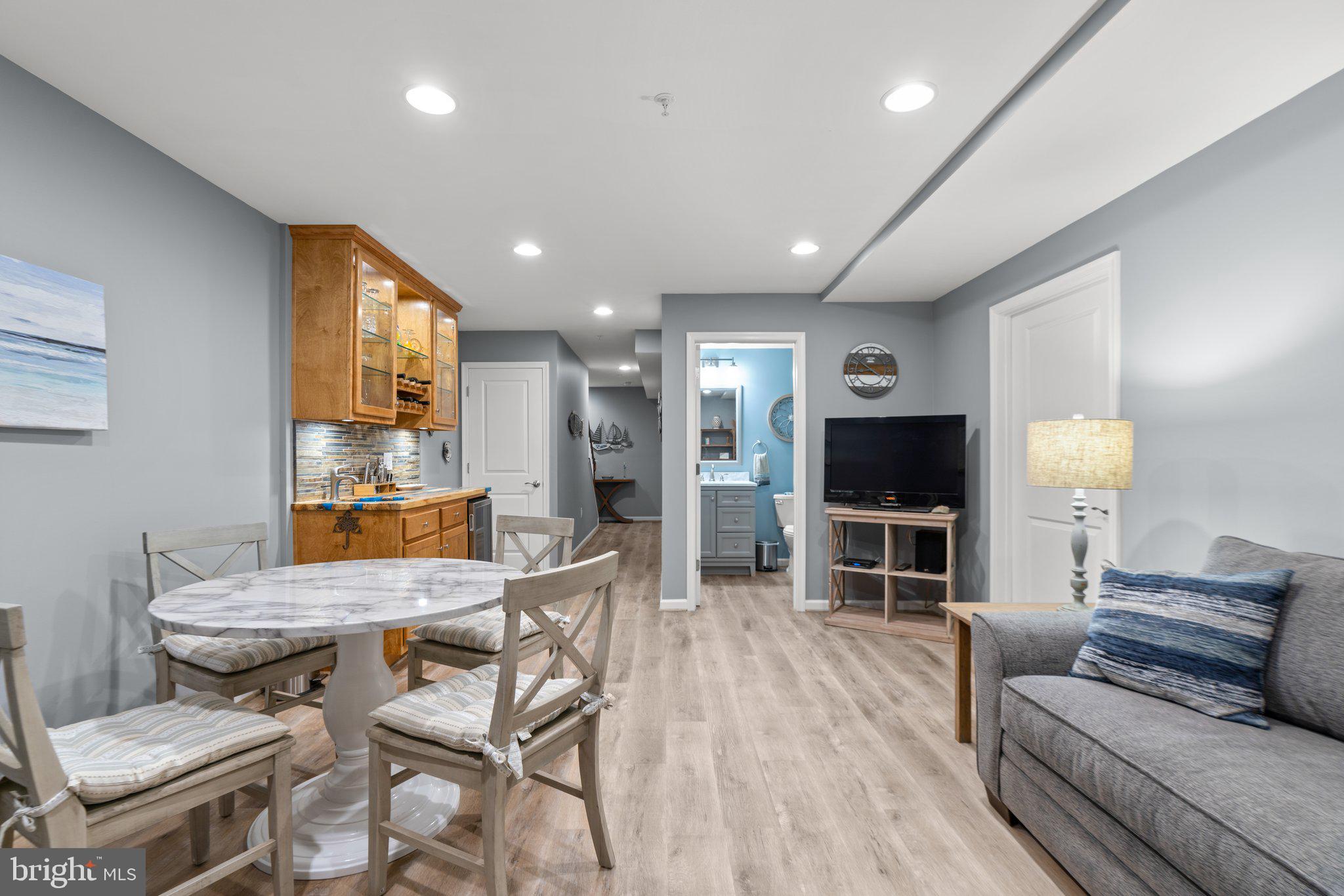 WAVERLY WOODS WEST - Residential